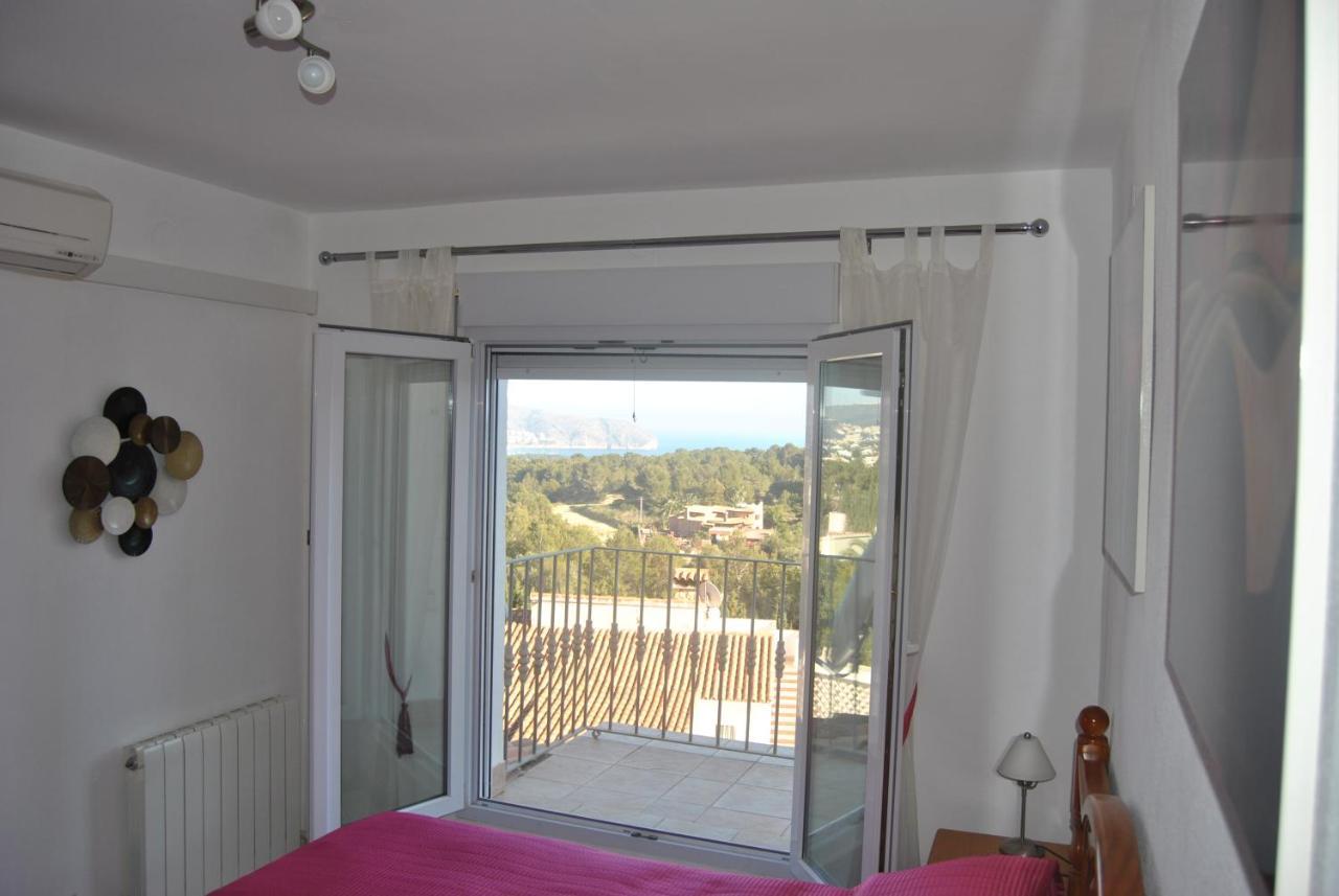 Rosalalinda - Cosy Semi-Detached Home With Sea Views And Large Terrace Морайра Екстериор снимка