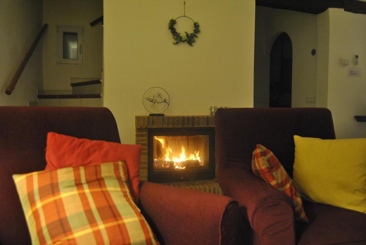 Rosalalinda - Cosy Semi-Detached Home With Sea Views And Large Terrace Морайра Екстериор снимка